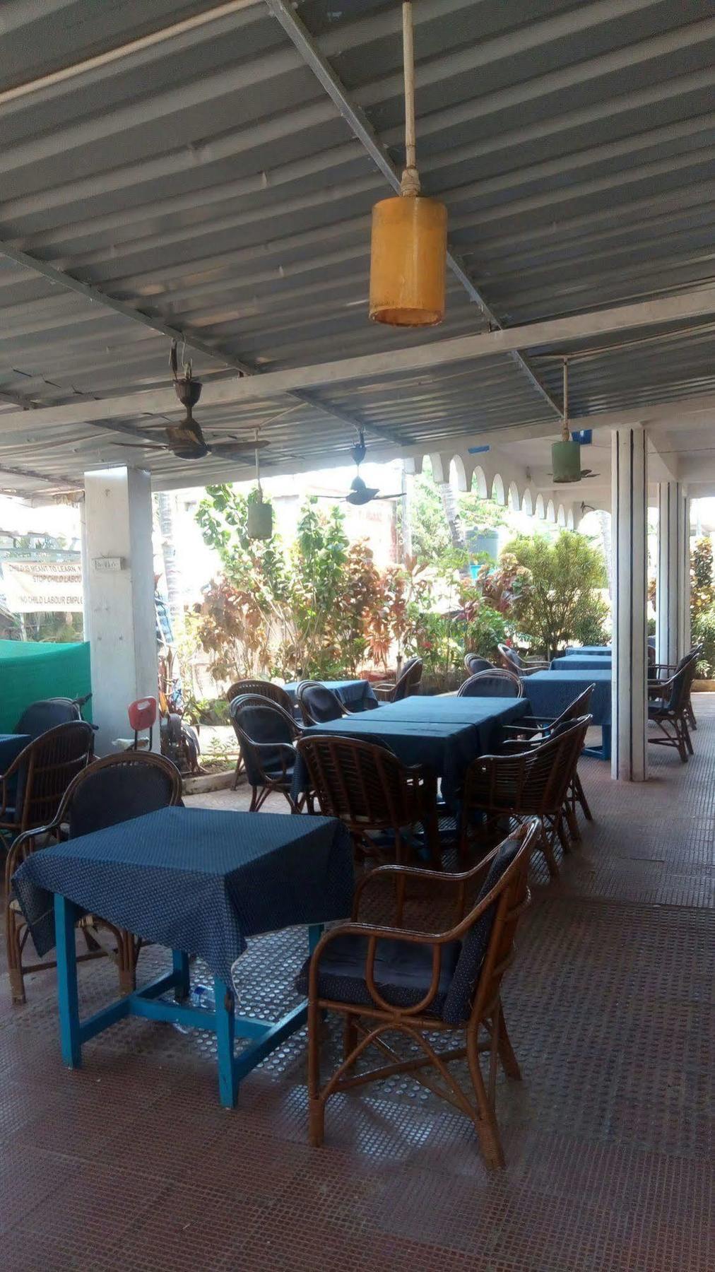 Hotel Shiva Ashvem Ashvem Beach 외부 사진